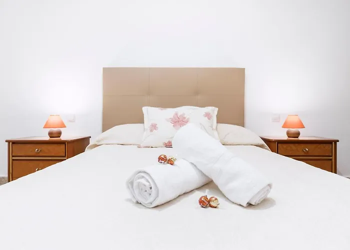 Home2book Cozy Near The In Апартаменты *