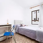 Apartment Home2book Cozy Near The In