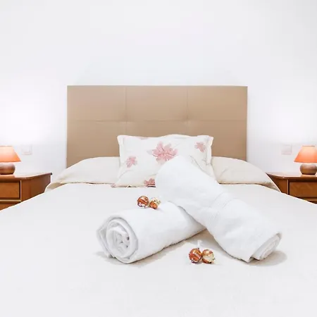 Home2book Cozy Near The In 公寓 *