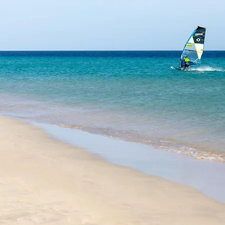 Home2book Cozy Near The In 公寓 *